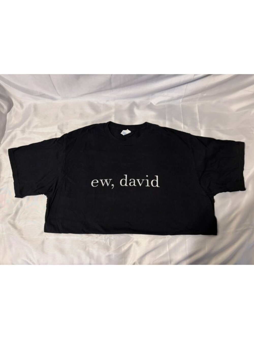 Men’s Schitt’s Creek “Ew, David” Black Graphic T-Shirt – XL
